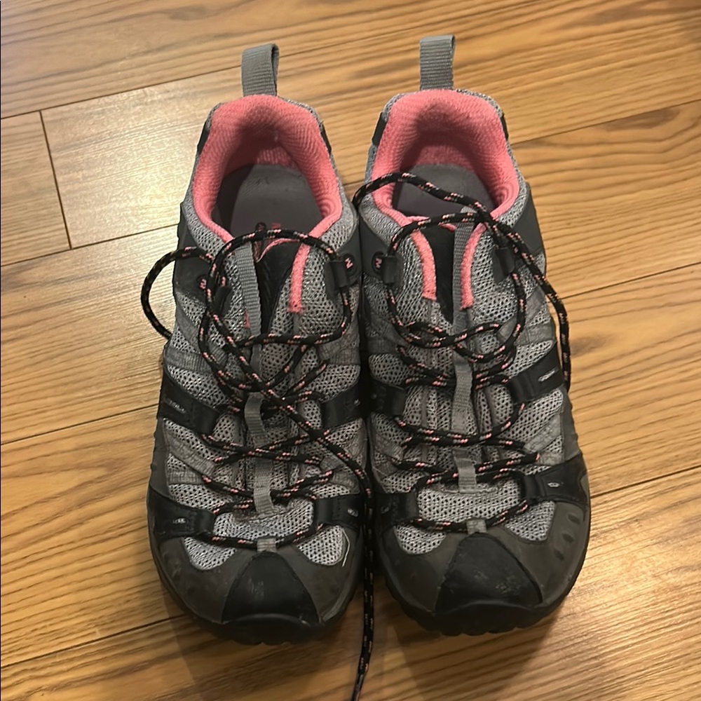 Women's Gray and Pink Hiking Shoes